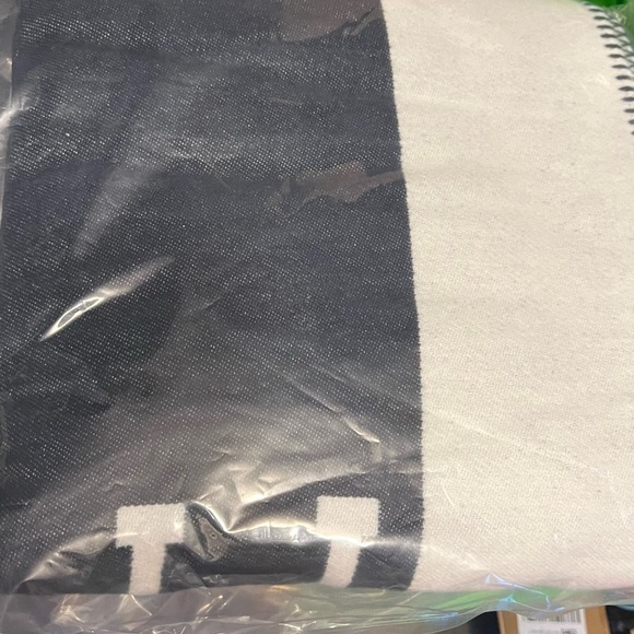 Luxury “H” Pattern Throw Blanket — Neutral Cozy Home Decor - Picture 3 of 3